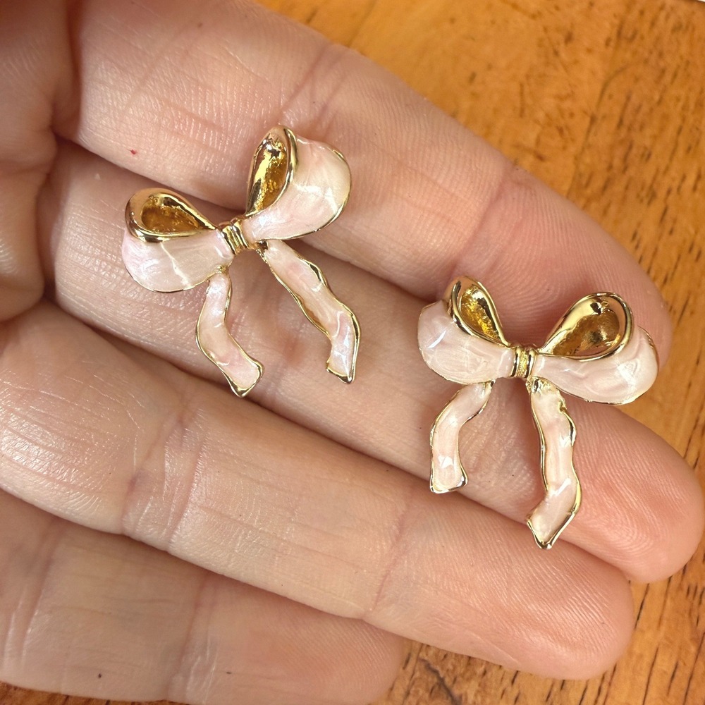Pink Enamel Bow Stud Earrings Gold Tone Ribbon Coquette Balletcore Jewelry